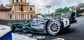 Cinto de segurança volta a tirar Nelsinho Piquet da corrida, desta vez no ePrix de Paris