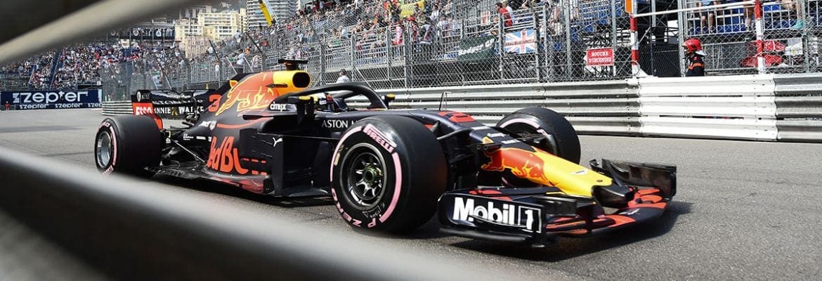 Ricciardo dominante espera que a diferença “aperte” no sábado