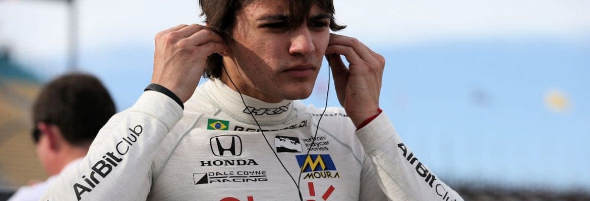 Pietro Fittipaldi aparece pela primeira vez após cirurgia nas pernas