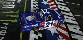 Johnny Sauter vence Truck Series no Charlotte Motor Speedway