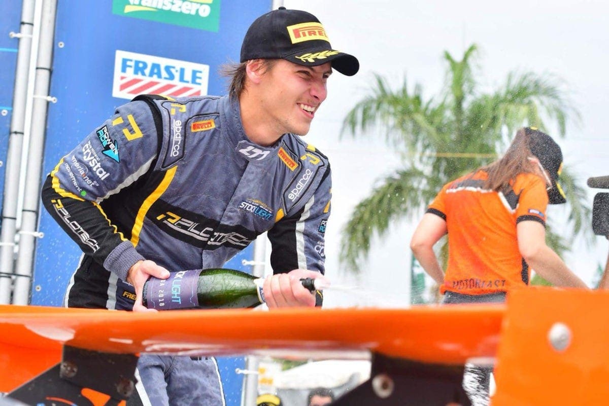 Luca Milani vence a segunda da Stock Light em Londrina Luca Milani - Stock Light