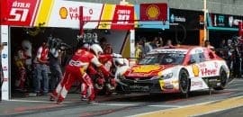 Erro no pit-stop tira vitória de Átila Abreu em Londrina