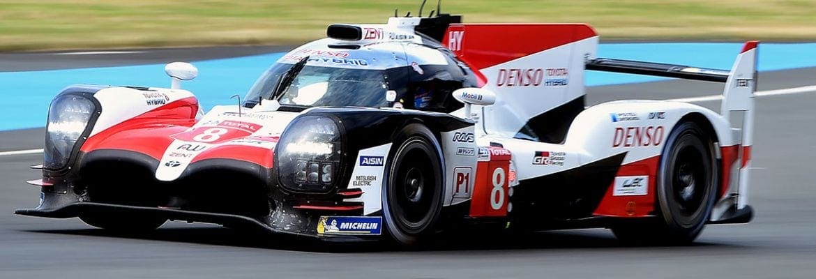 Fernando Alonso domina dia de testes para as 24 Horas de Le Mans 2018