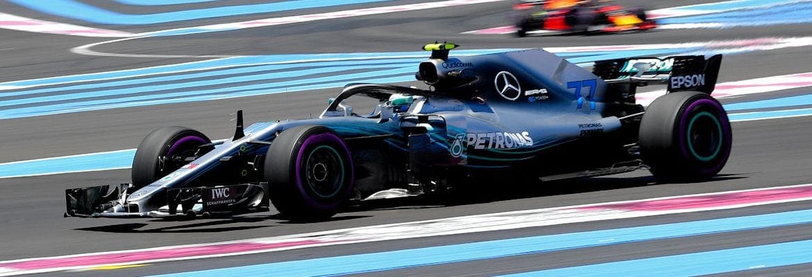 Mercedes estreia versão evoluída de seus motores