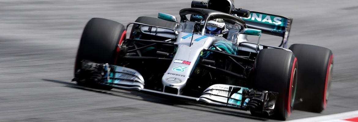 Bottas supera Hamilton em 19 milésimos para ser pole na Áustria