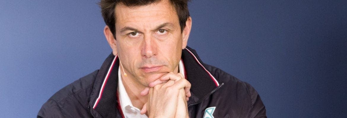 Toto Wolff defende a equipe após grande erro de estratégia no Red Bull Ring