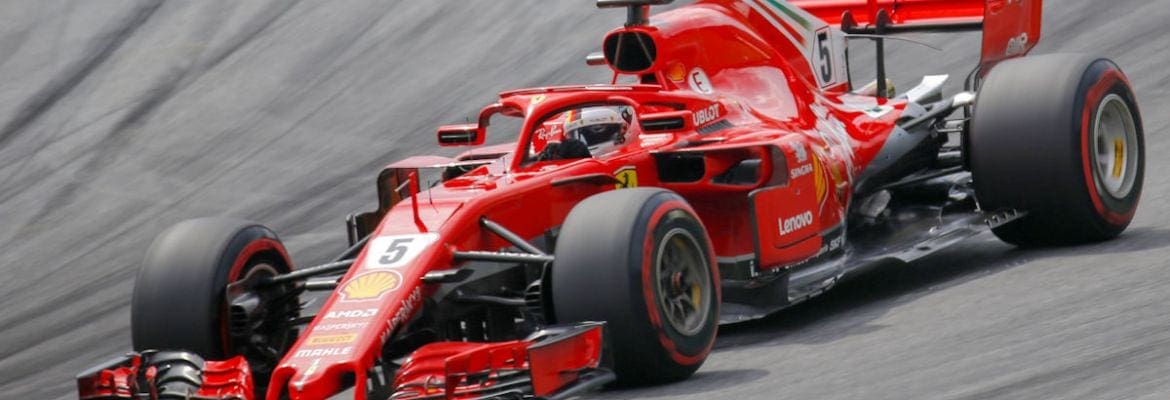 Vettel é punido por atrapalhar Sainz e perde três posições no grid da Áustria