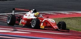 Enzo Fittipaldi defende a liderança da F4 italiana em Ímola