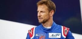 Em corrida vencida por Barrichello, Button faz sua estreia nos eSports
