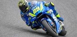 Iannone lidera sexta-feira na Itália; Dovizioso bate recorde de velocidade da MotoGP