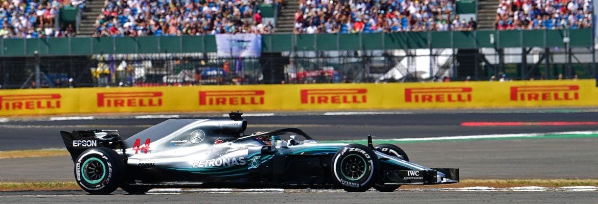 GP da Inglaterra: Hamilton supera a Ferrari e faz sua quarta pole consecutiva em Silverstone