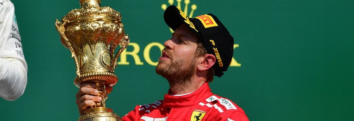 Na dianteira rumo ao penta na F1; Vettel diz que desenvolvimento será chave
