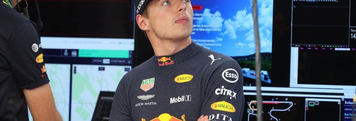 Verstappen considera que foi um dia “construtivo” junto dos comissários da Fórmula E