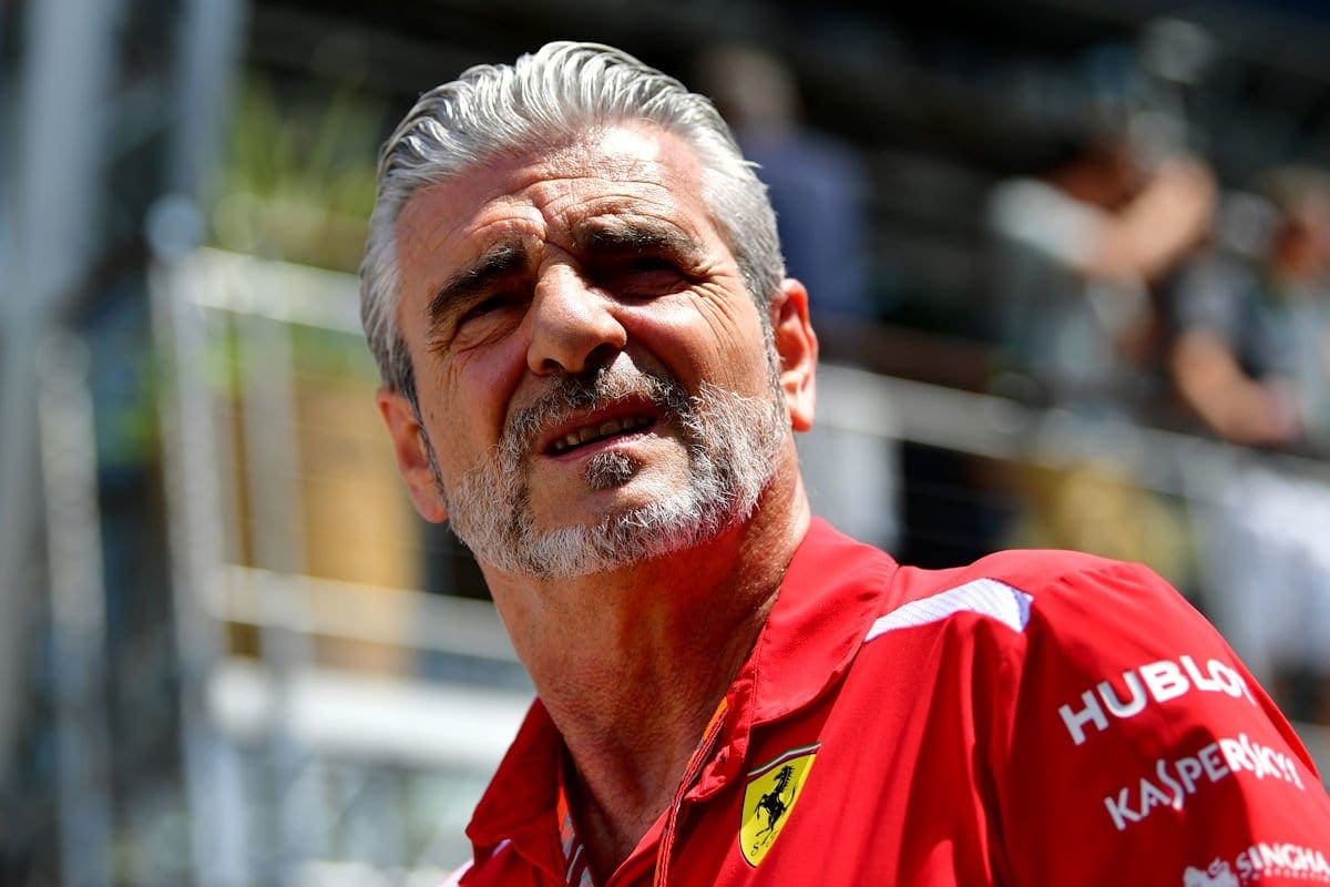 F1: Ex-chefe da Ferrari diz que equipe precisa de paciência e evolução F1: Ex-chefe da Ferrari diz que equipe precisa de paciência e evolução