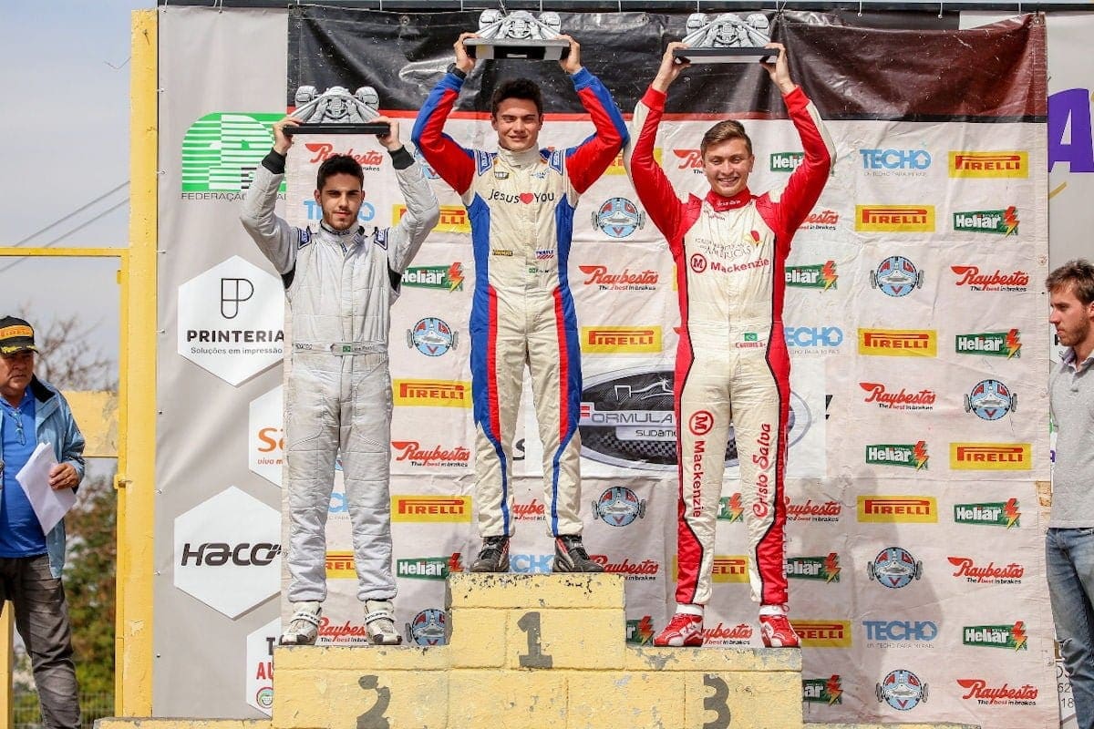 Em Londrina, Pedro Saderi abre a temporada com duas vitórias na F-Academy Sudamericana F-Academy Sudamericana