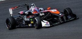 Ultrapassagem ousada em Barcelona garante 13ª vitória de Drugovich no campeonato