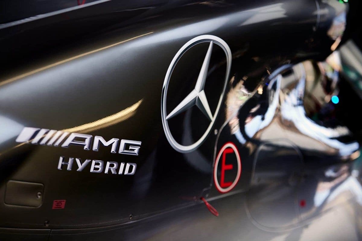 F1 hoje: Futuro de Mercedes, Hamilton, Verstappen e Piastri em foco Mercedes - AMGHybrid - Logo