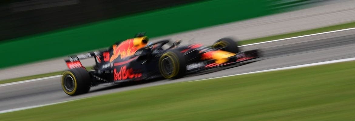 Daniel Ricciardo indica “sinais positivos” do novo motor da Renault