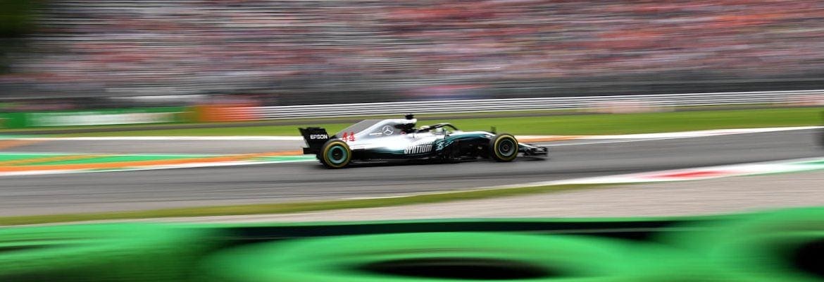 Lewis Hamilton: “Mercedes ainda está atrás da Ferrari”