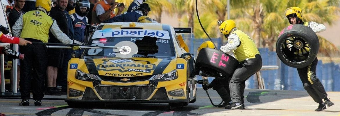 Após andar no top 5, Rafael Suzuki termina na P14 e soma pontos em Goiânia