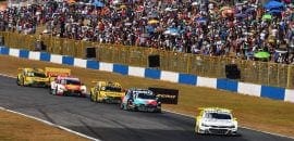 Stock Car atende fãs e volta a Goiânia em novembro