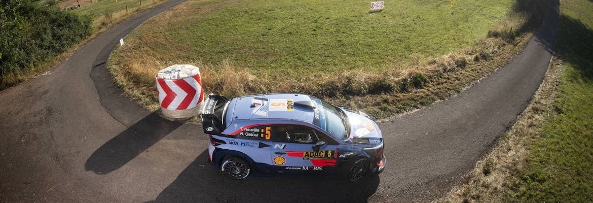 Neuville ganha “combustível extra” na briga pela liderança do Campeonato Mundial de Rally