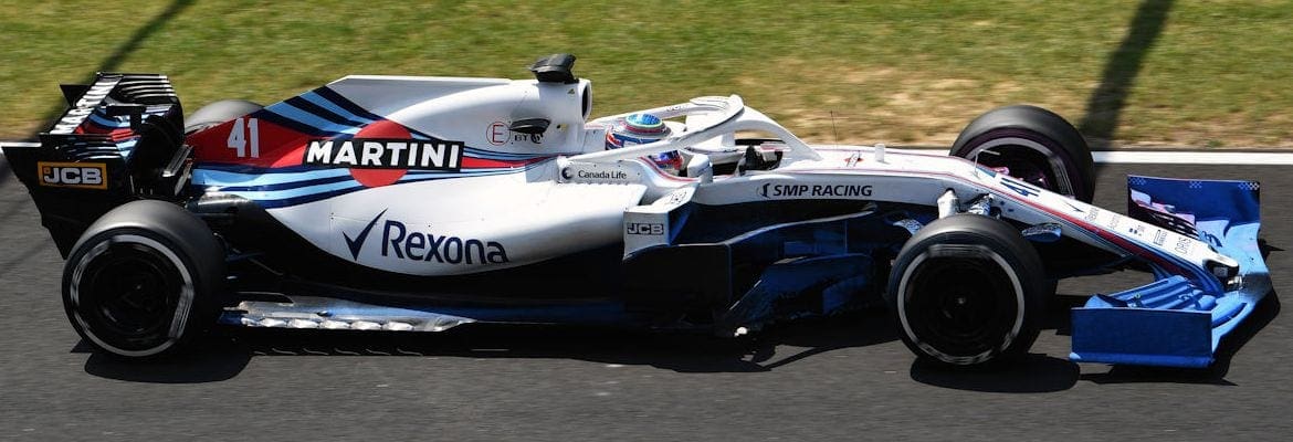 Kubica diz ser “cedo” para opinar sobre as asas dianteiras simplificadas de 2019