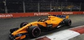 Stoffel Vandoorne bateu quatro vezes no muro durante o Q1