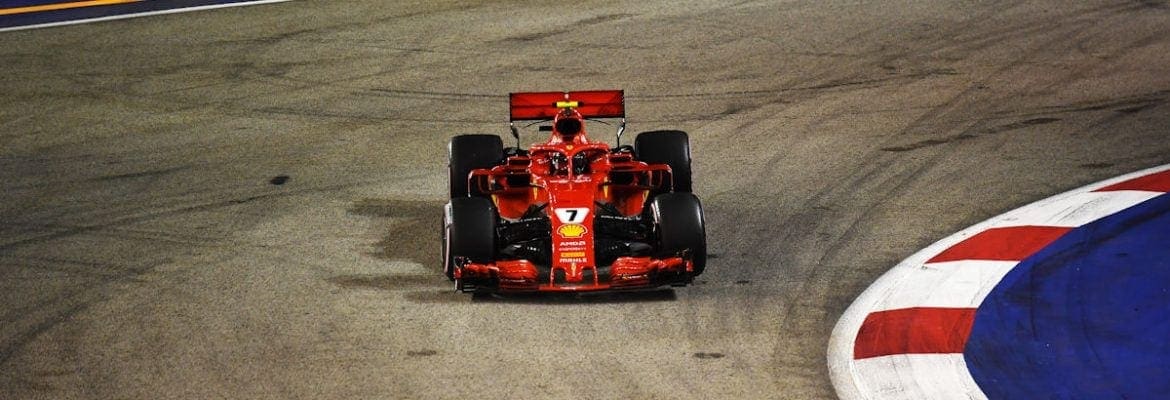 Raikkonen precisaria de mais dez voltas para passar Bottas