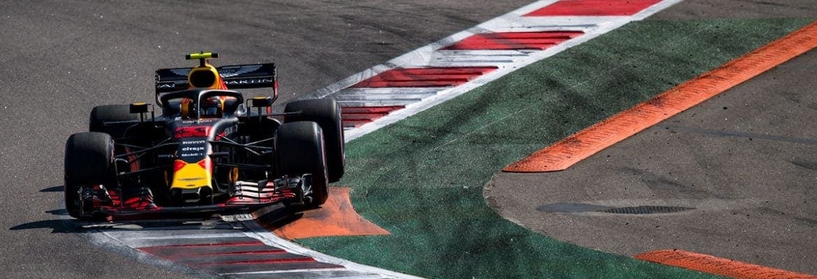 Verstappen ansioso por Sochi: “Muitas oportunidades de ultrapassagem”