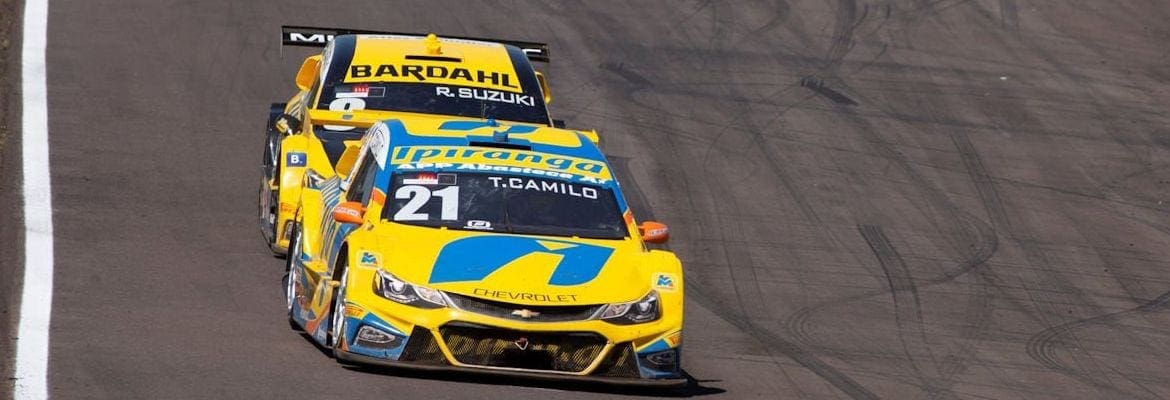 Vitória escapa de Thiago Camilo duas vezes na mesma corrida