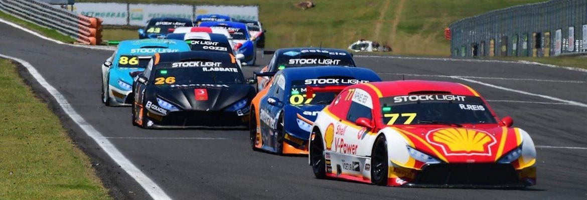 Raphael Reis vence e incendeia disputa pelo título da Stock Light