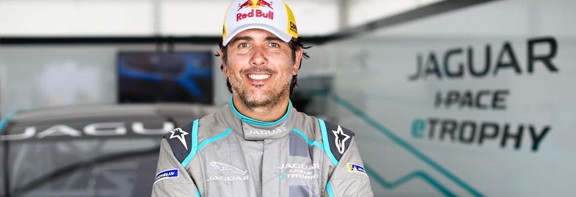 Cacá Bueno e Sérgio Jimenez: estrelas do automobilismo formam equipe brasileira da Jaguar no eTrophy