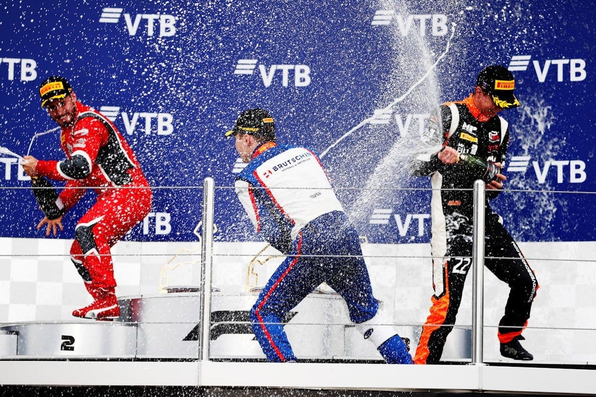 Pela GP3, David Beckmann consegue vitória na última volta em Sochi David Beckmann (Trident) - GP3