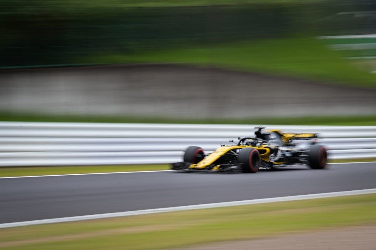 Renault deve apresentar um novo motor para a temporada de 2019