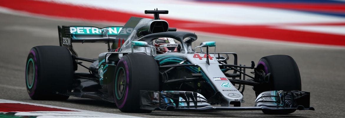 Lewis Hamilton faz a pole e fica próximo do pentacampeonato nos Estados Unidos