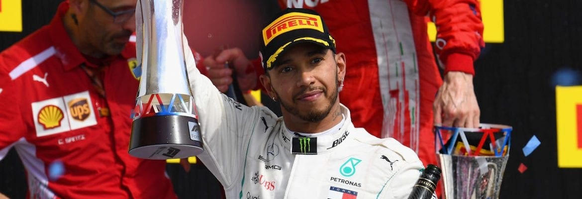 Lewis Hamilton responde novamente seus rivais diretos: “Prefiro falar na pista, porque é onde isso conta”