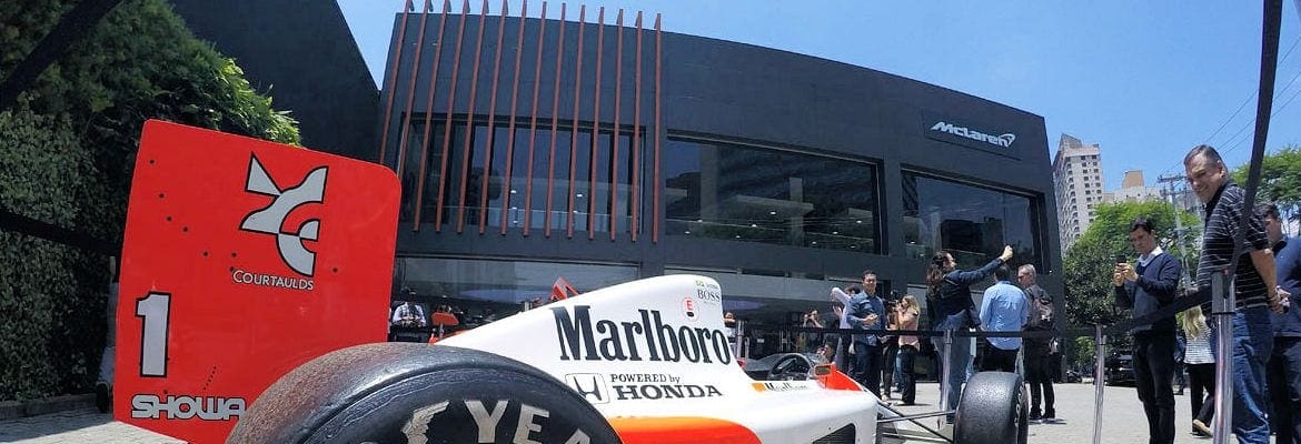30 anos do primeiro título de Senna na Fórmula 1 é comemorado na McLaren São Paulo