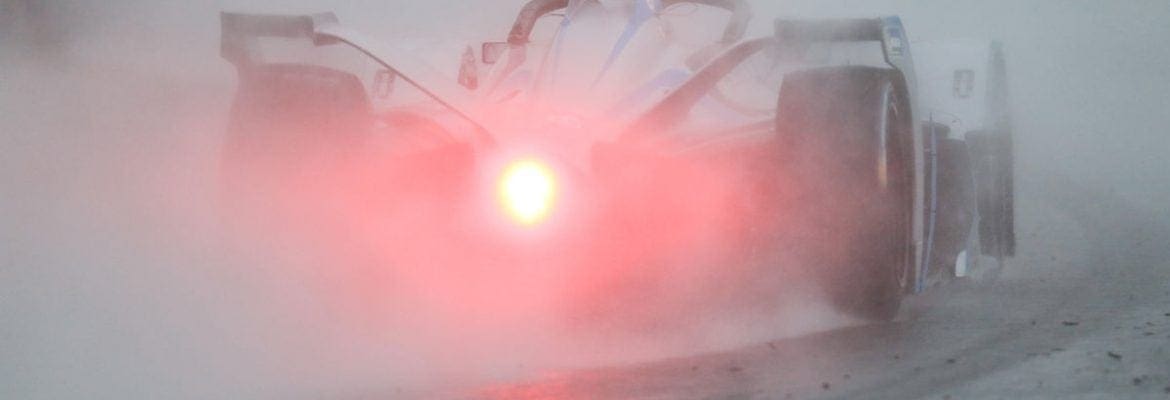 De Silvestro ‘com fome de mais tempo na pista’ depois do teste em Ad Diriyah