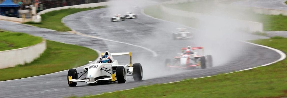 Fórmula Academy: Nathan Brito domina e vence as duas provas de Londrina