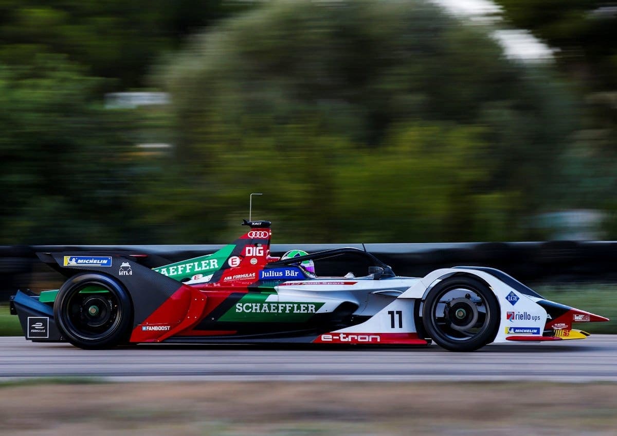 Audi revela o e-tron FE05, que será usado por Di Grassi na luta pelo bicampeonato Audi e-tron FE05 - Lucas di Grassi