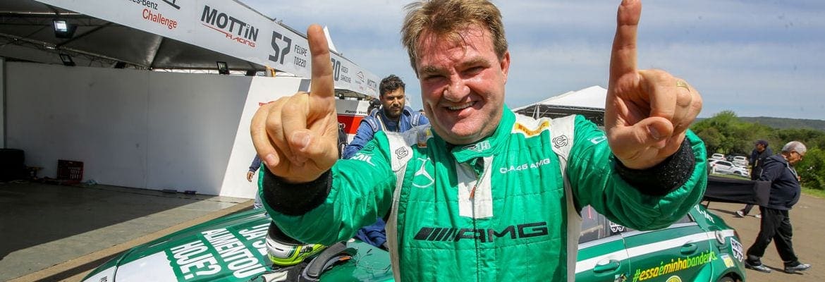 0s006 decide a pole position no Mercedes Benz Challenge