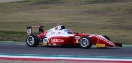 Enzo Fittipaldi é o 2º mais rápido do dia em Mugello na véspera da disputa do título da F4 Italiana