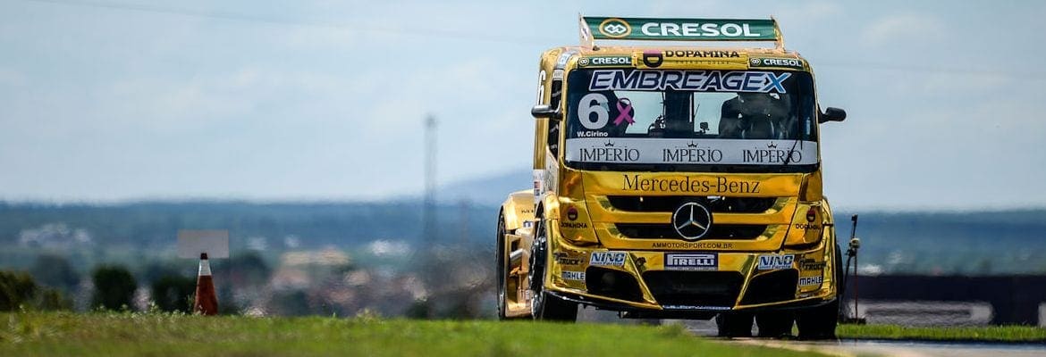 Cirino é o melhor no primeiro dia da história da Copa Truck em MG
