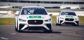 Cacá Bueno e Sérgio Jimenez fazem ajustes finais antes da abertura do Jaguar I-PACE eTROPHY
