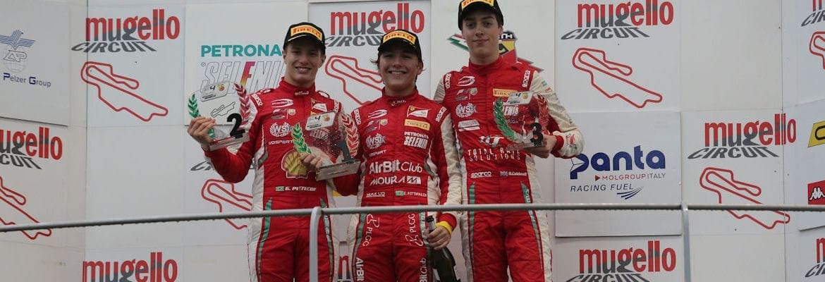 Petecof fecha rodada tripla com 100% de pódios em Mugello e é quarto no campeonato da F4 Italiana