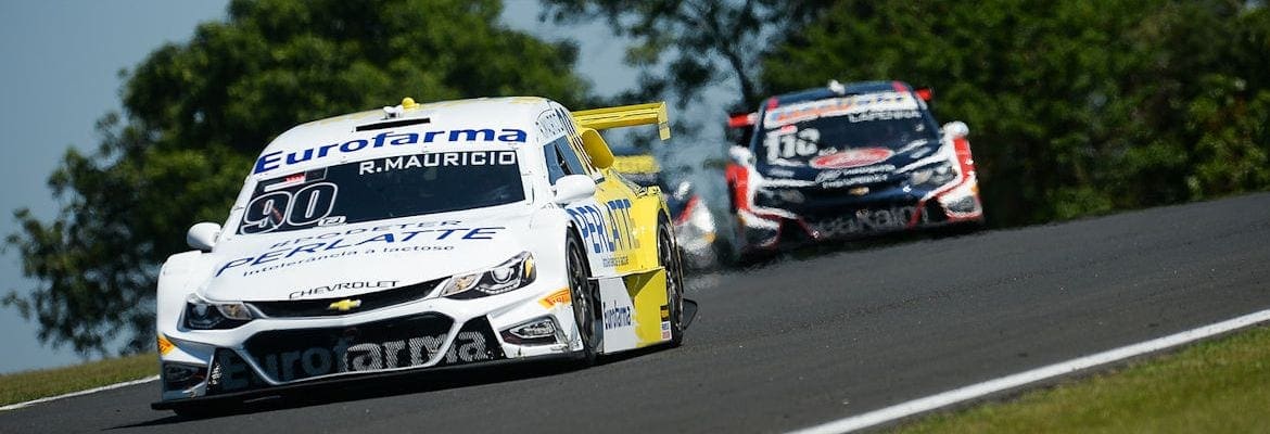 Equipe Eurofarma renova contrato para 2019 com trio de campeões da Stock Car Equipe Eurofarma renova contrato para 2019 com trio de campeões da Stock Car