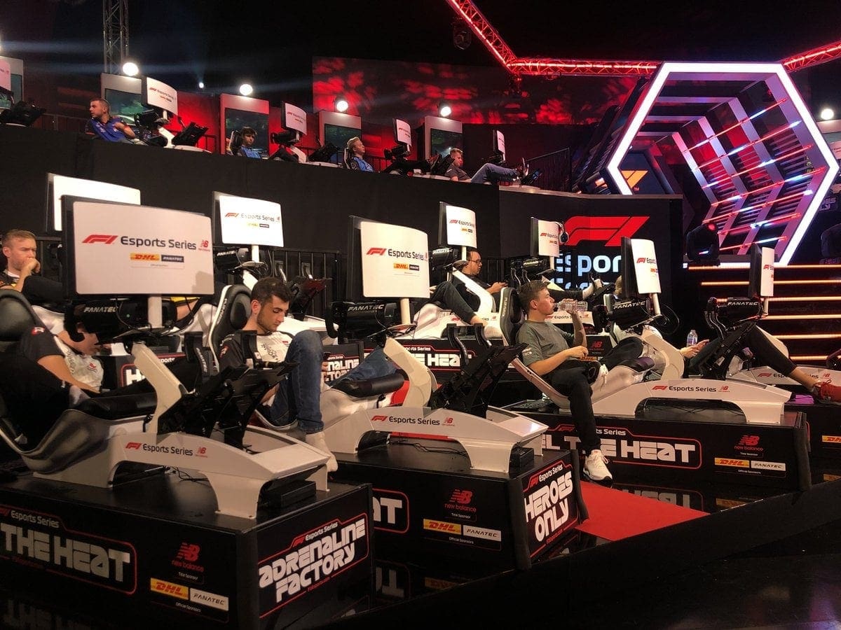 Com Leigh e Bereznay, Mercedes lidera abertura da F1 eSports Pro Series F1 eSports Pro Series