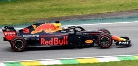 Ricciardo acredita que RB14 é melhor que o carro 2019 da Renault