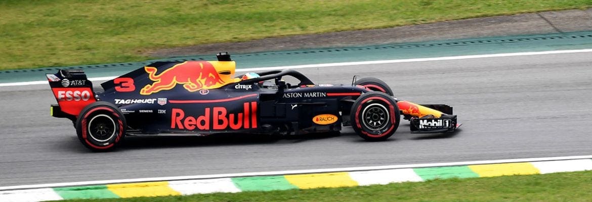 Sem dar nome ao motor, TAG Heuer renova parceria com a Red Bull Racing